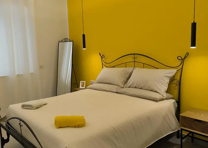 Il Golfo Di Pulcinella 那不勒斯